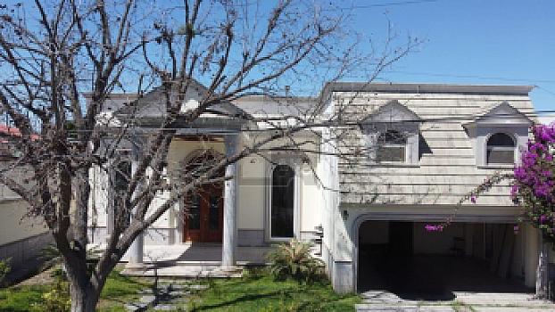 Casa en venta en Residencial al norte de Saltillo 