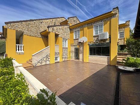 Chalet/casa independiente en venta en El bosque, Villaviciosa de Odón, Madrid