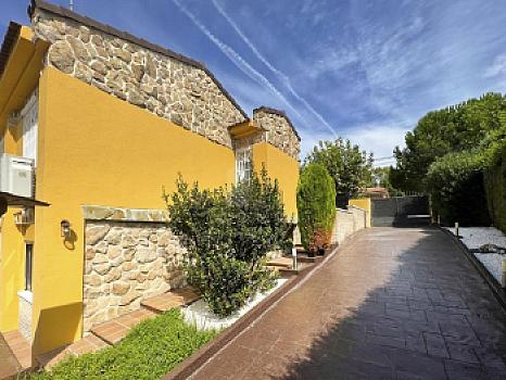 Chalet/casa independiente en venta en El bosque, Villaviciosa de Odón, Madrid