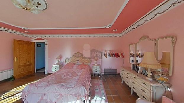 Chalet/casa independiente en venta en La Nucia, Alicante