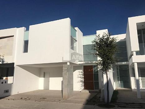 Casa en Venta al NorPoniente de la ciudad en Loretta 1