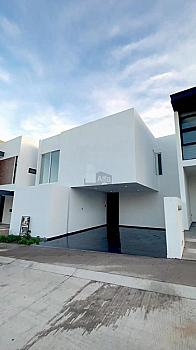 Casa nueva en venta al Norte en St. Ángelo Residencial 
