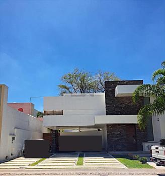 Casa en Venta al Norte de la Ciudad en Residencial Altaría 