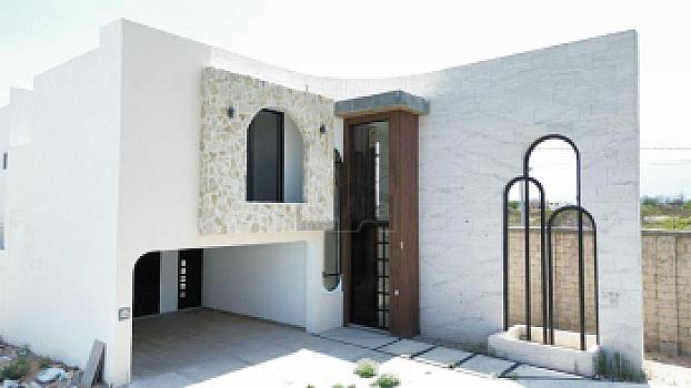 Casa en venta ubicada en Fracc. La Escondida